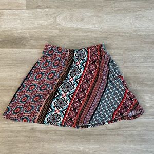 Tilly's Full Tilt Patterned Skirt - size M